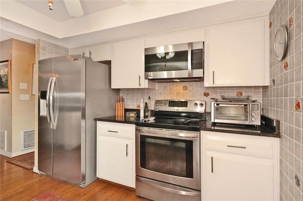 Interior, Kitchen, Stainless Steel Appliances, Wood Texture Flooring