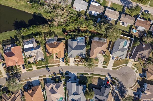 Exterior, Drone