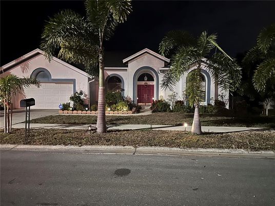 Attached, Exterior, Facade, Spanish Mediterranean