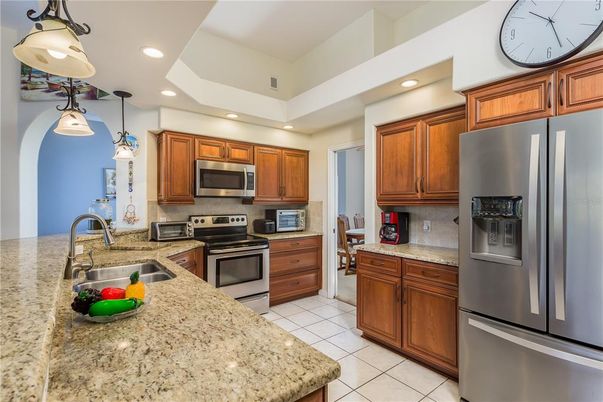 Interior, Kitchen, Pendant Lights, Recessed Lighting, Stainless Steel Appliances