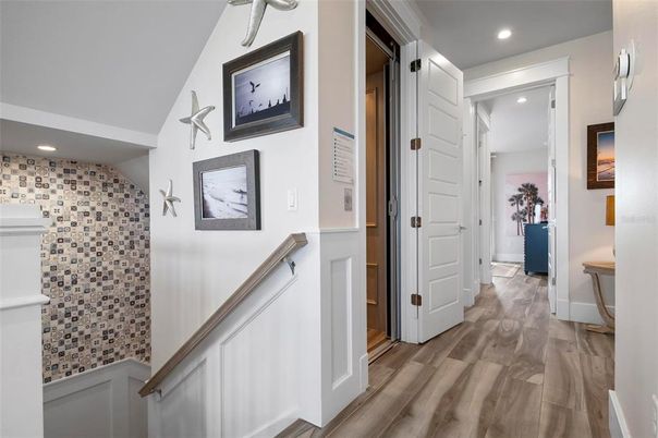 Bathroom, Interior, Recessed Lighting, Wood Texture Flooring