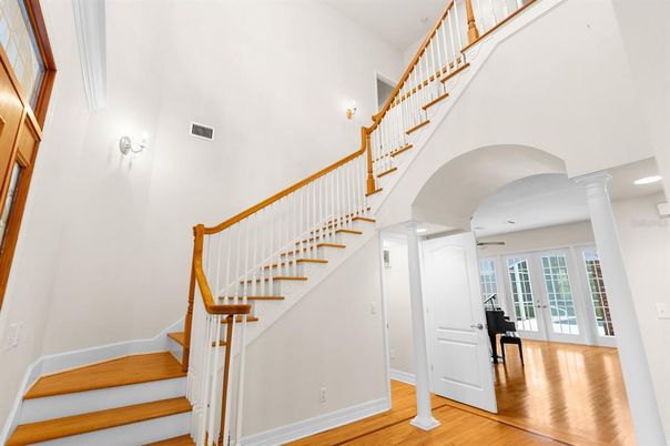 Interior, Recessed Lighting, Wood Texture Flooring