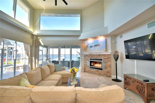 Fireplace, Interior, Living room, Water