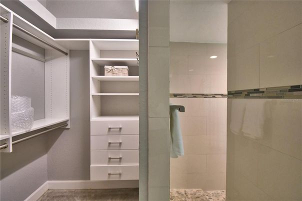 Interior, Walk-in Closets