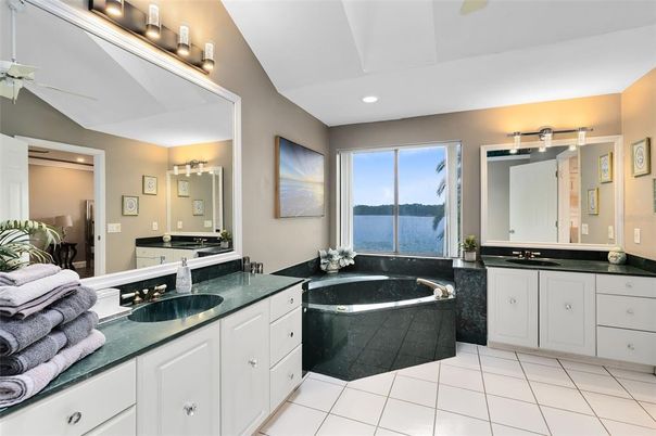 Bathroom, Dual Sink Vanities, Interior, Recessed Lighting, Water