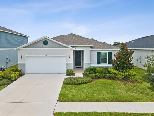 Attached, Exterior, Facade, Ranch