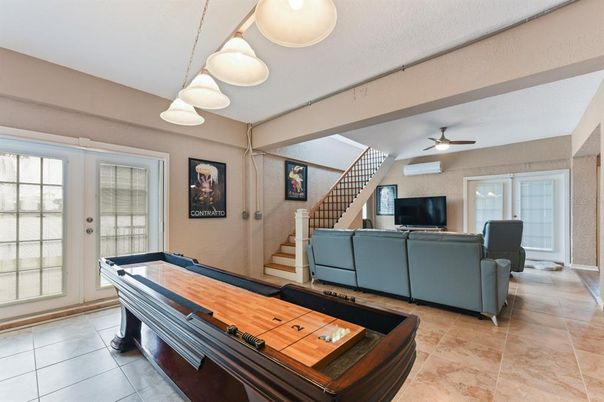 Billiard Table, Game Room, Interior, Living room, Pendant Lights