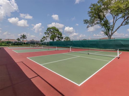 Exterior, Tennis Courts
