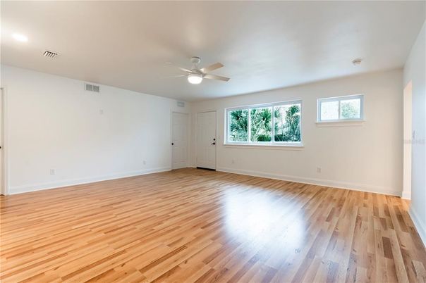 Empty room, Interior, Recessed Lighting, Wood Texture Flooring