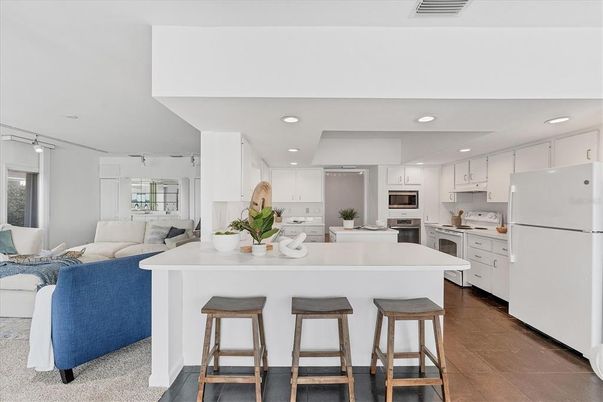 Interior, Kitchen, Living room, Recessed Lighting, Stainless Steel Appliances