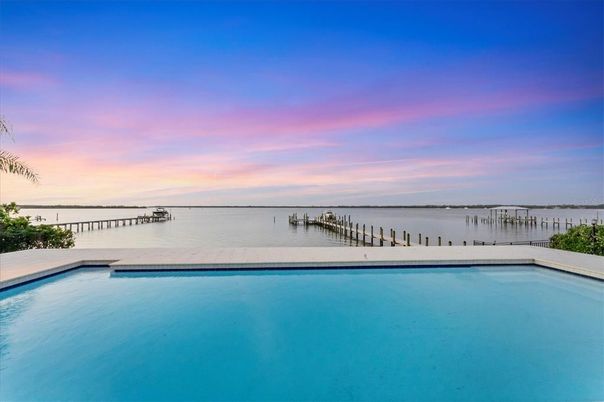 Exterior, Pool, Water