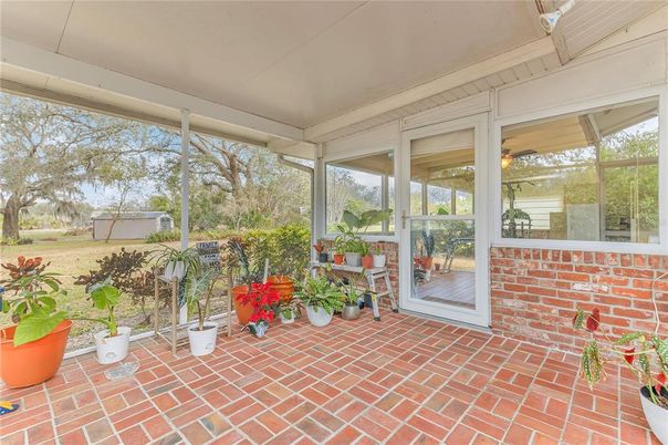 Exterior, Sun Room