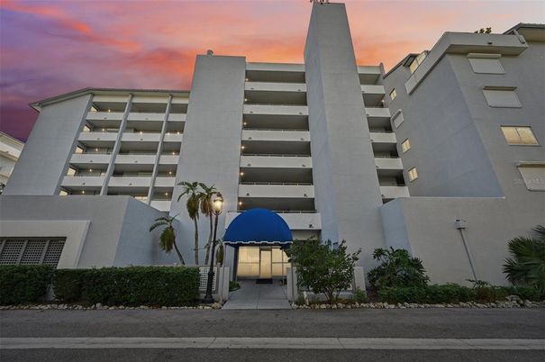 Exterior, Facade, Condo Building