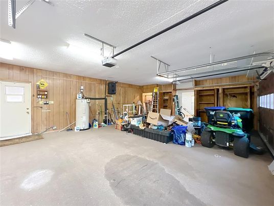 Garage, Interior, Wooden Walls