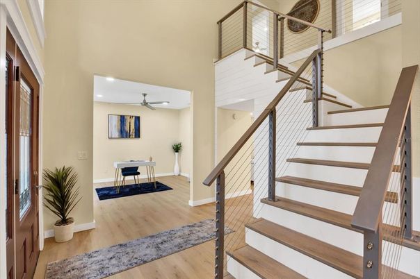 Interior, Recessed Lighting, Wood Texture Flooring