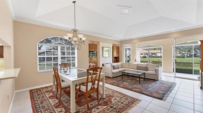 Chandelier, Dining room, Interior, Living room, Recessed Lighting