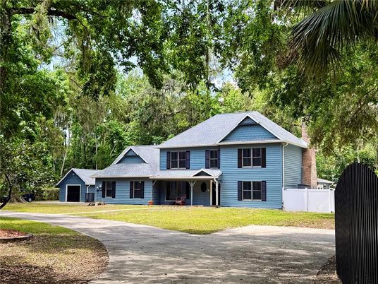 Backyard, Exterior, Facade, Farmhouse