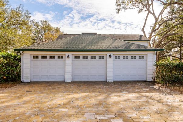 Detached Garage, Exterior