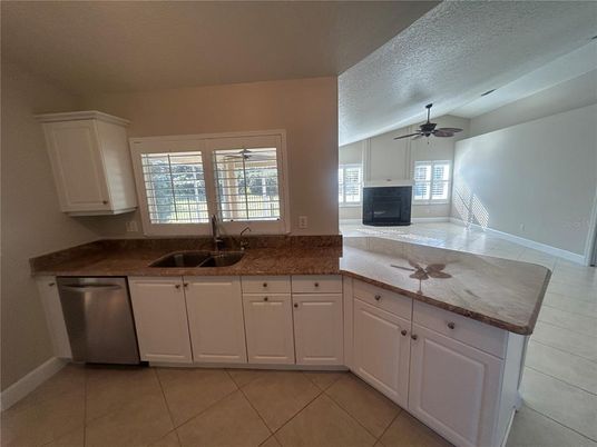 Fireplace, Interior, Kitchen