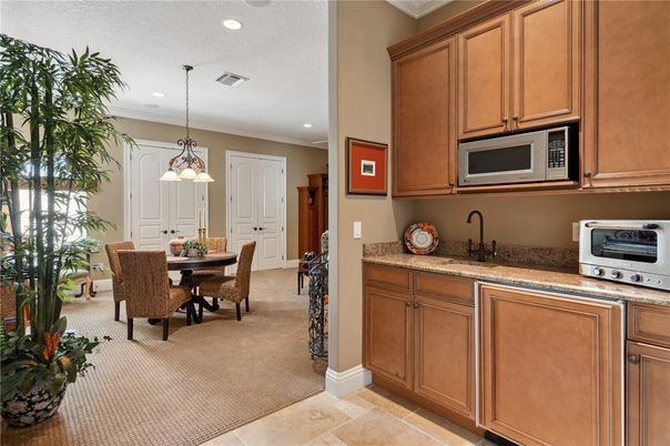 Dining room, Interior, Kitchen, Pendant Lights, Recessed Lighting