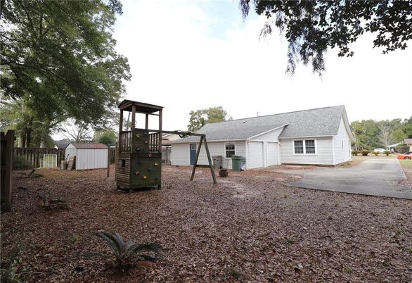 Backyard, Exterior, Playground