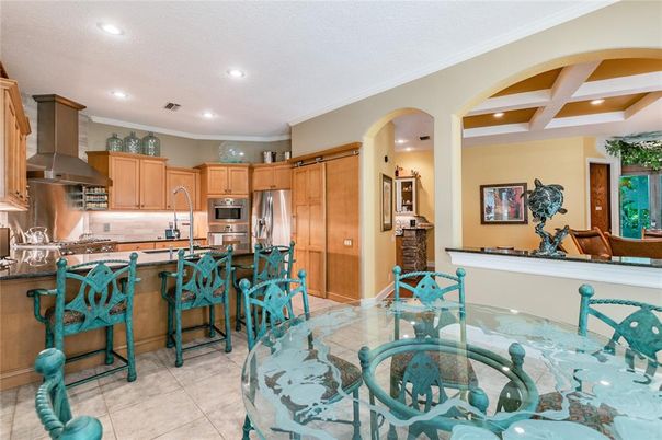 Dining room, Interior, Kitchen, Recessed Lighting, Stainless Steel Appliances
