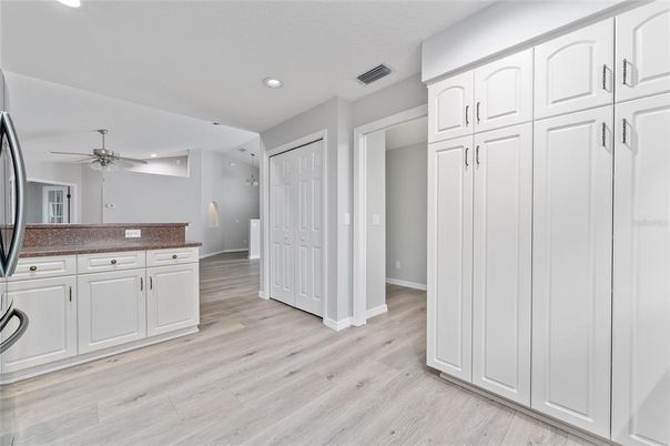 Interior, Recessed Lighting, Wood Texture Flooring
