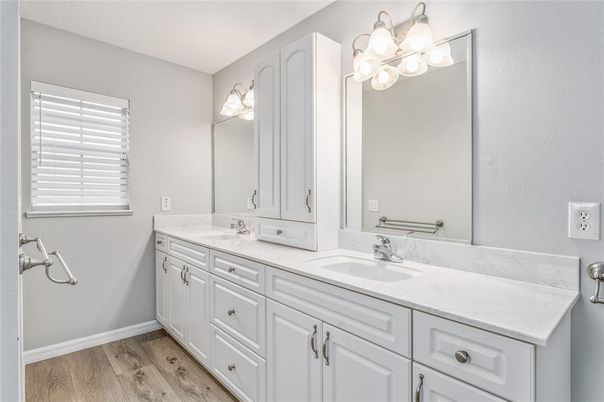 Bathroom, Dual Sink Vanities, Interior, Wood Texture Flooring