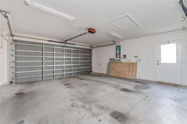Garage, Interior
