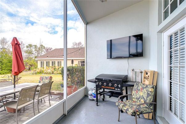 Exterior, Interior, Sun Room