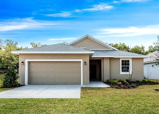 Attached, Exterior, Facade, American Craftsman