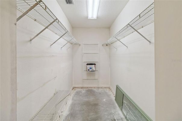 Interior, Walk-in Closets