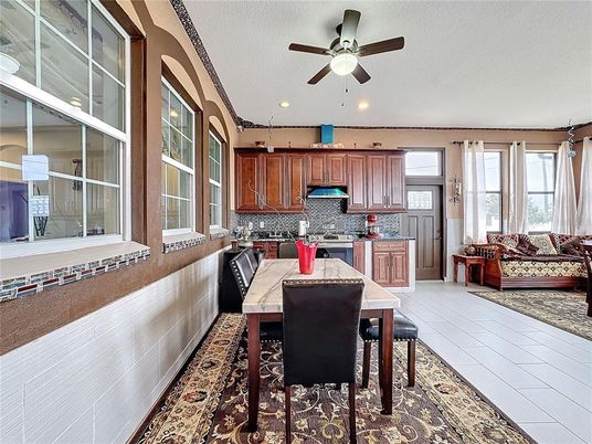 Dining room, Interior, Kitchen, Recessed Lighting