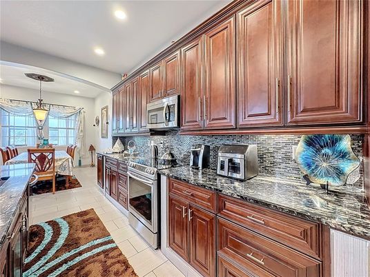 Dining room, Interior, Kitchen, Pendant Lights, Recessed Lighting