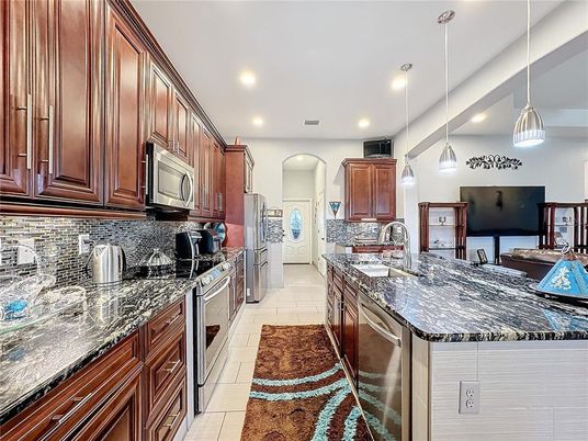 Interior, Kitchen, Pendant Lights, Recessed Lighting, Stainless Steel Appliances