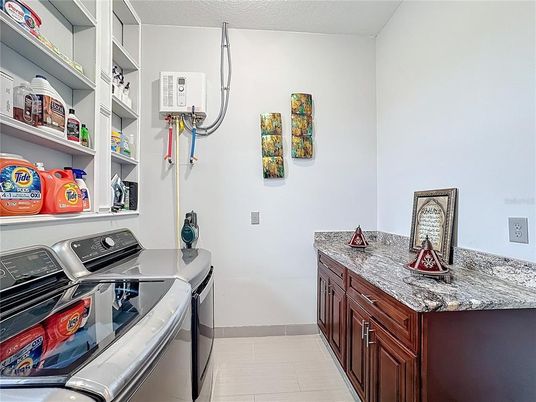 Interior, Washer