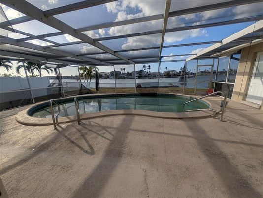 Glass Ceilings, Interior, Pool, Sun Room, Water