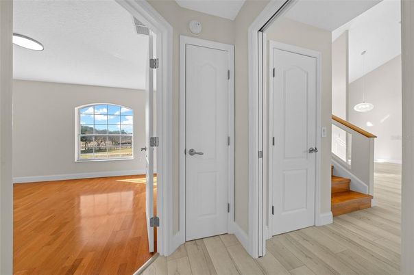 Interior, Pendant Lights, Recessed Lighting, Wood Texture Flooring