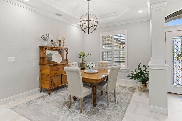 Chandelier, Dining room, Interior, Pendant Lights, Recessed Lighting