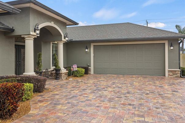 Detached Garage, Exterior
