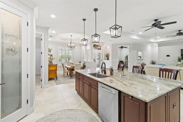 Chandelier, Dining room, Interior, Kitchen, Pendant Lights, Recessed Lighting