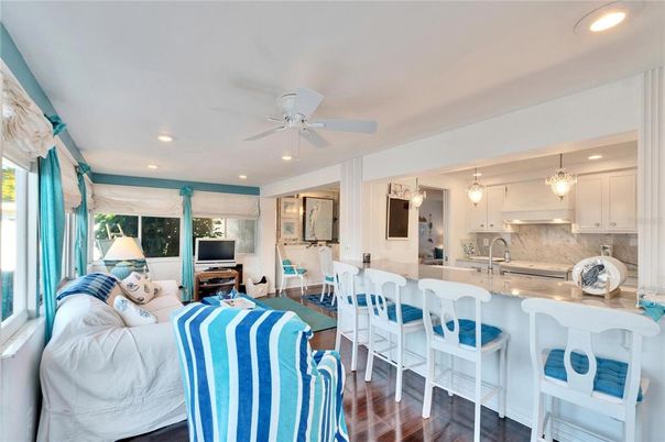 Dining room, Interior, Kitchen, Living room, Pendant Lights, Recessed Lighting, Wood Texture Flooring
