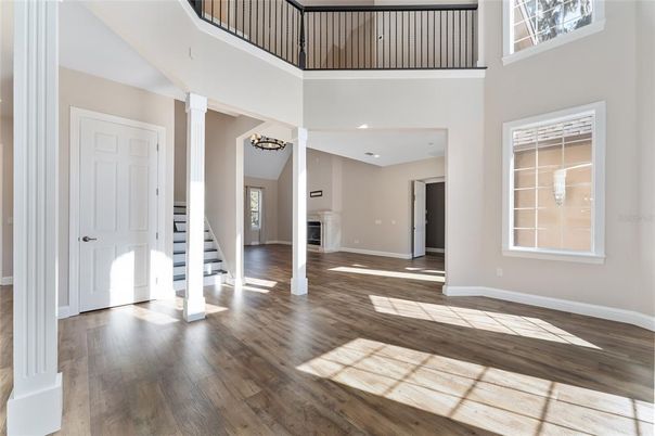 Interior, Recessed Lighting, Wood Texture Flooring