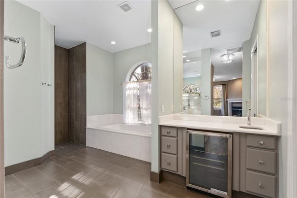 Bathroom, Interior, Recessed Lighting