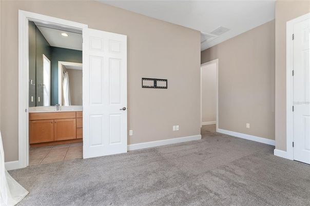 Bathroom, Empty room, Interior, Recessed Lighting