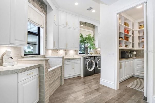 Interior, Recessed Lighting, Utility Closets, Washer, Wood Texture Flooring