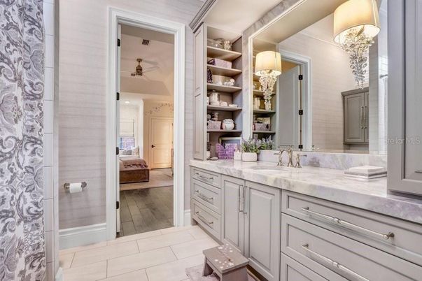 Bathroom, Dual Sink Vanities, Interior, Wood Texture Flooring