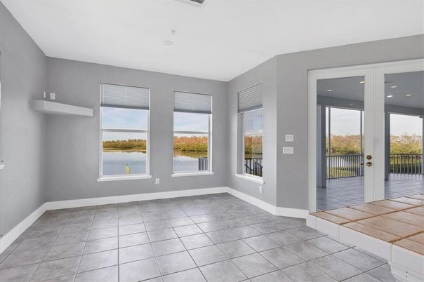 Empty room, Interior, Recessed Lighting, Water