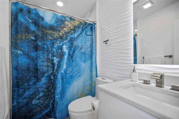 Bathroom, Interior, Recessed Lighting