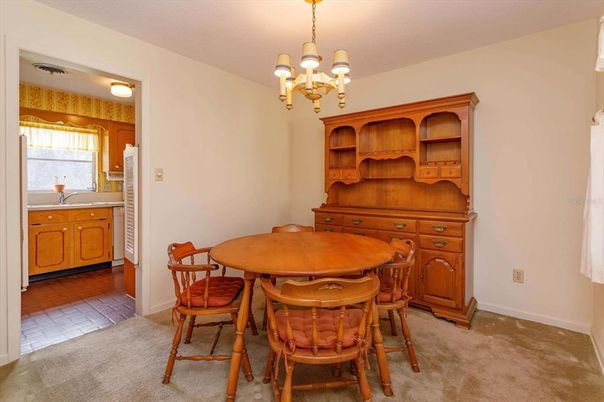 Chandelier, Dining room, Interior
